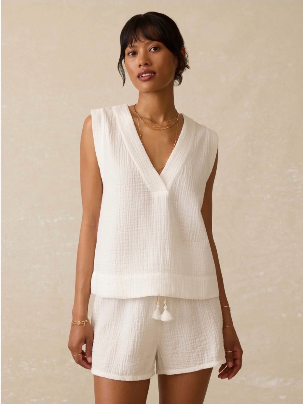 Sleeveless V-Neck Cotton Gauze Top in White